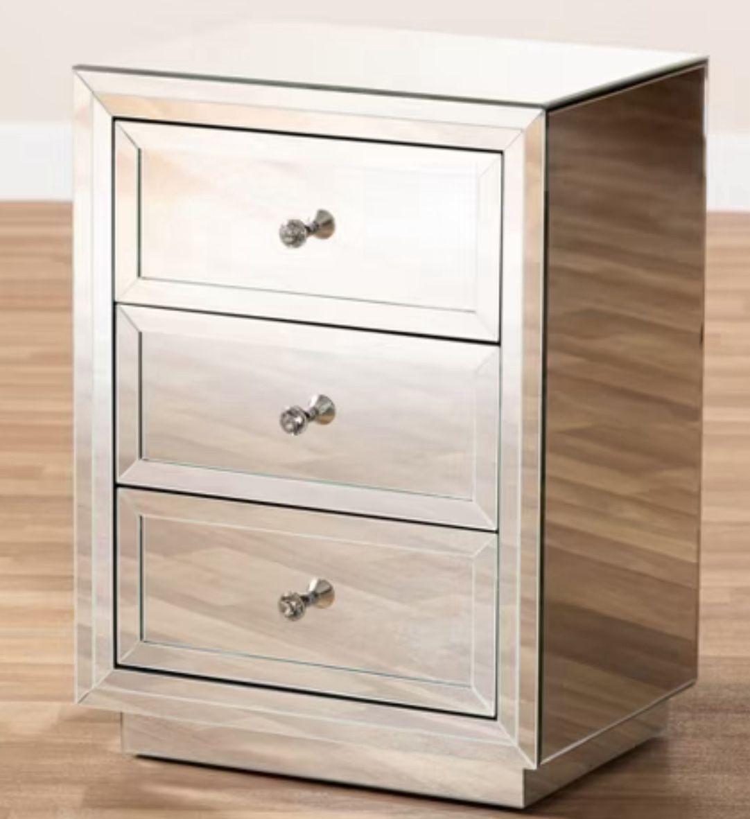 Mirrored 3-drawer Nightstands