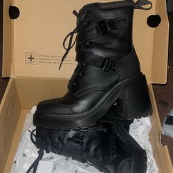 Women's Black Chesney Tech Strap Eight Eye Heeled Boots 