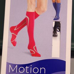 Sigvaris Motion High Tech white knee high 20-30mmHg compression socks 