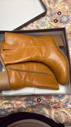 Brown boots