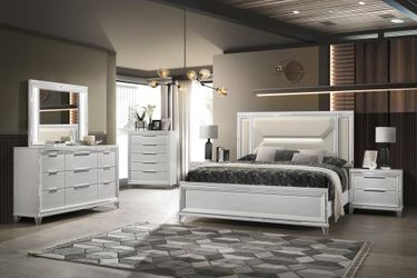 Chic look 5 pc white bedroom set w/Led light & Acrylic legs
