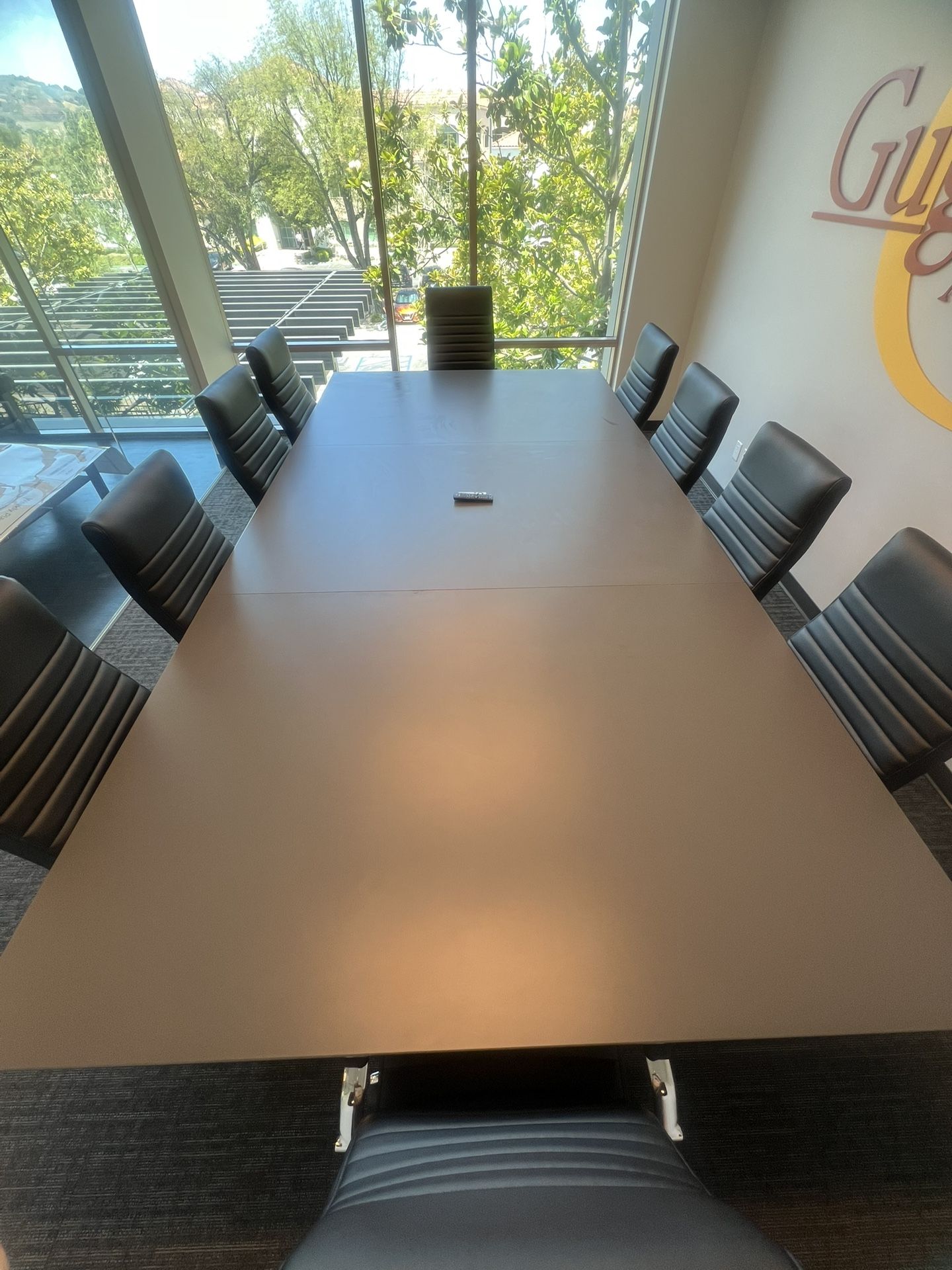 Business table