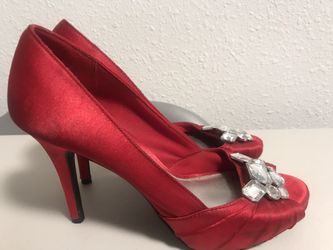 Heels red