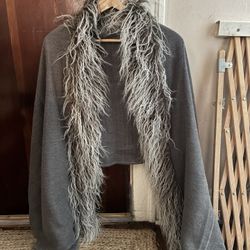 Women’s Faux Fur Trimmed Body Cape