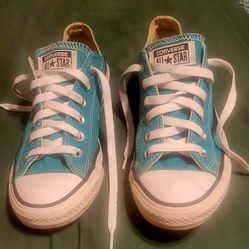 Vintage Converse, Teal and Black.  Black Is A 6.5 Women's And The Teal Is An 8
