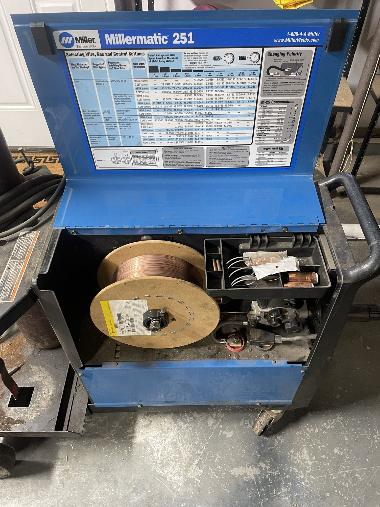 Miller 251 MiG Welder
