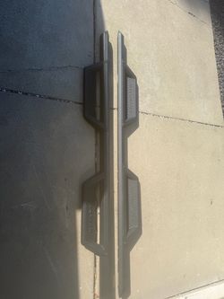 Nissan Frontier Step Rails