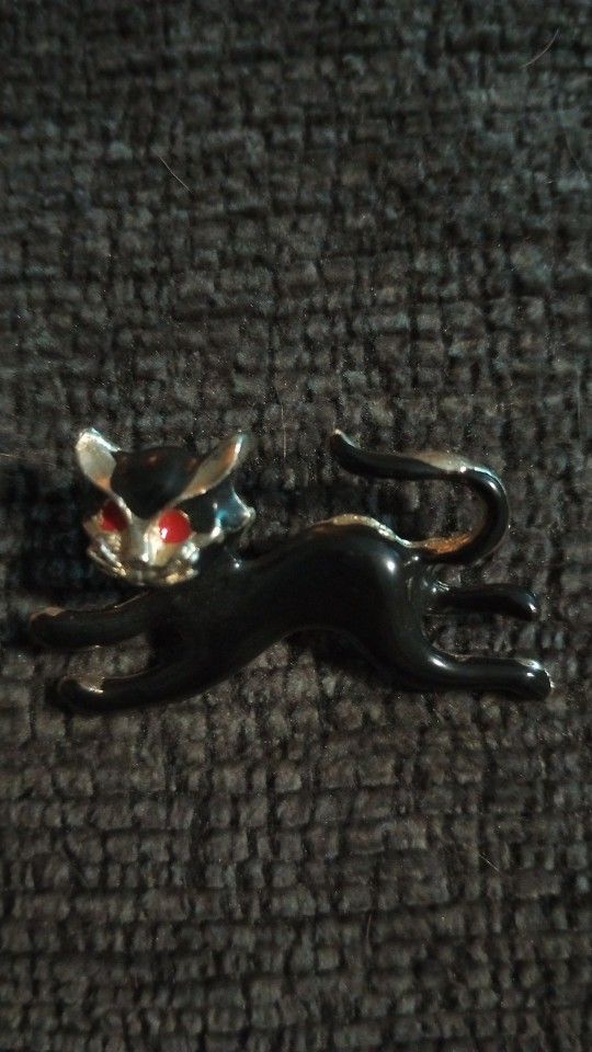 Vintage Black Cat Brooch