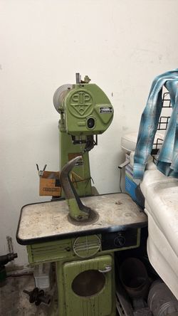 Sutton shoe Machine