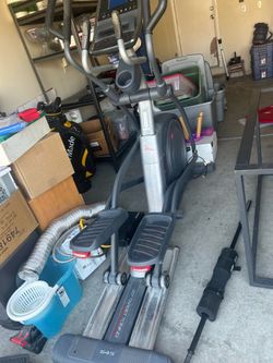 Free motion i fir elliptical