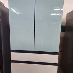 Samsung Refrigerator $1600