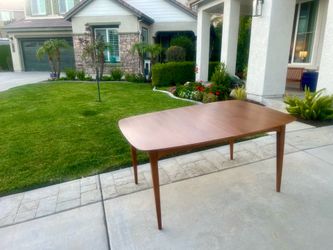 Vintage Walter of Wabash Mid Century Modern Walnut Dining Table w/ Leaf