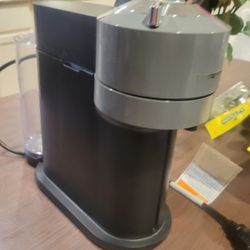 Delonghi Nespresso Machine