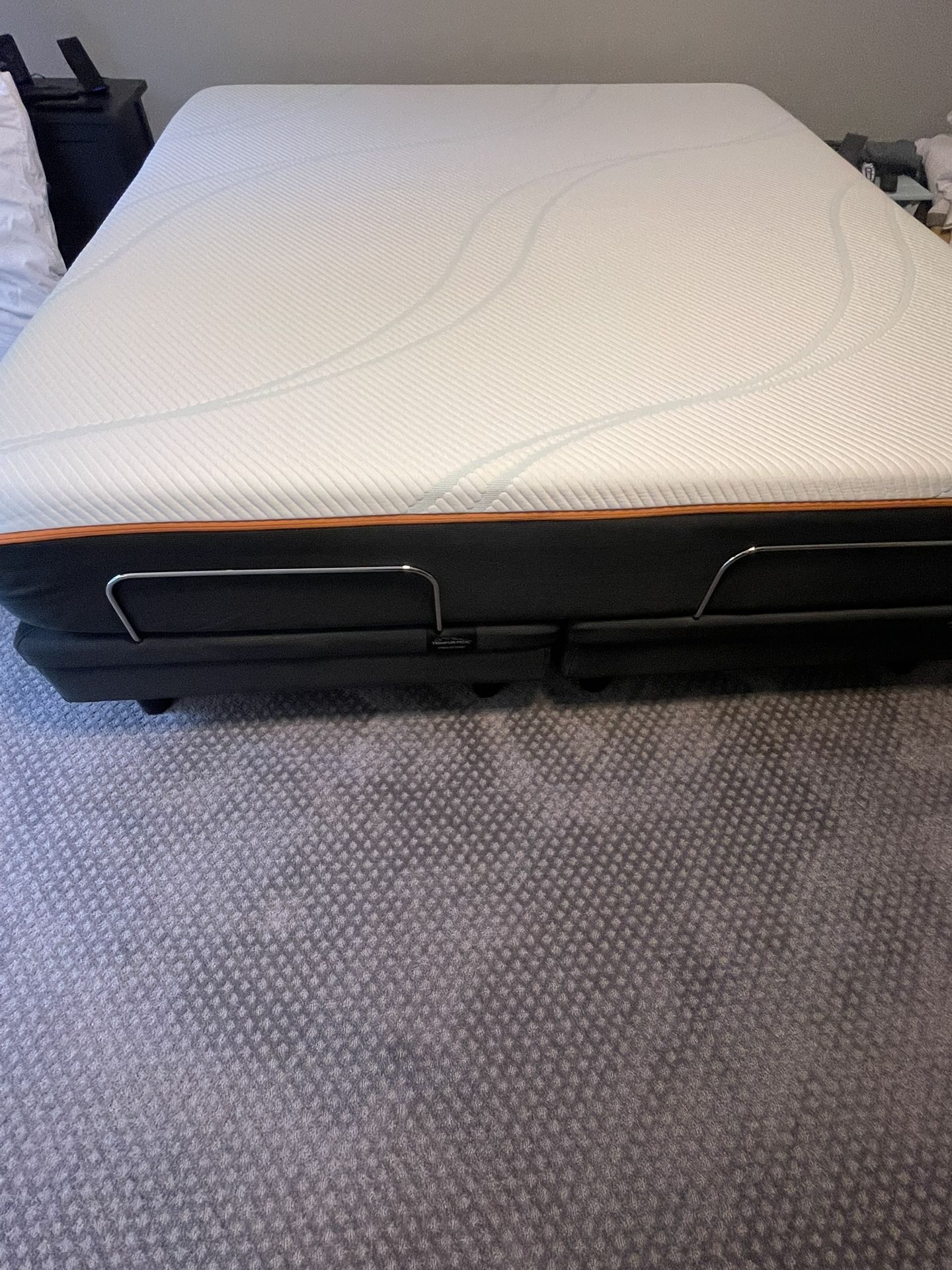 Temperpedic King Size Mattress And Base 