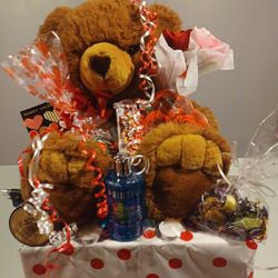 Beautiful Handmade Valentine Gift Bears With Flowers Roses Body Washes Lotions Properly And Candles So For Me Please Contact Me I Have Several Differe