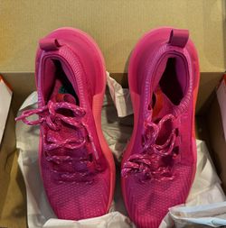 Under Armour HOVR Phantom 3 Special Edition