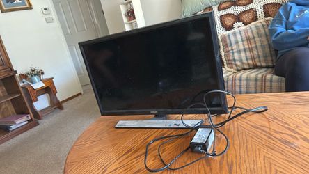 Small bedroom TV