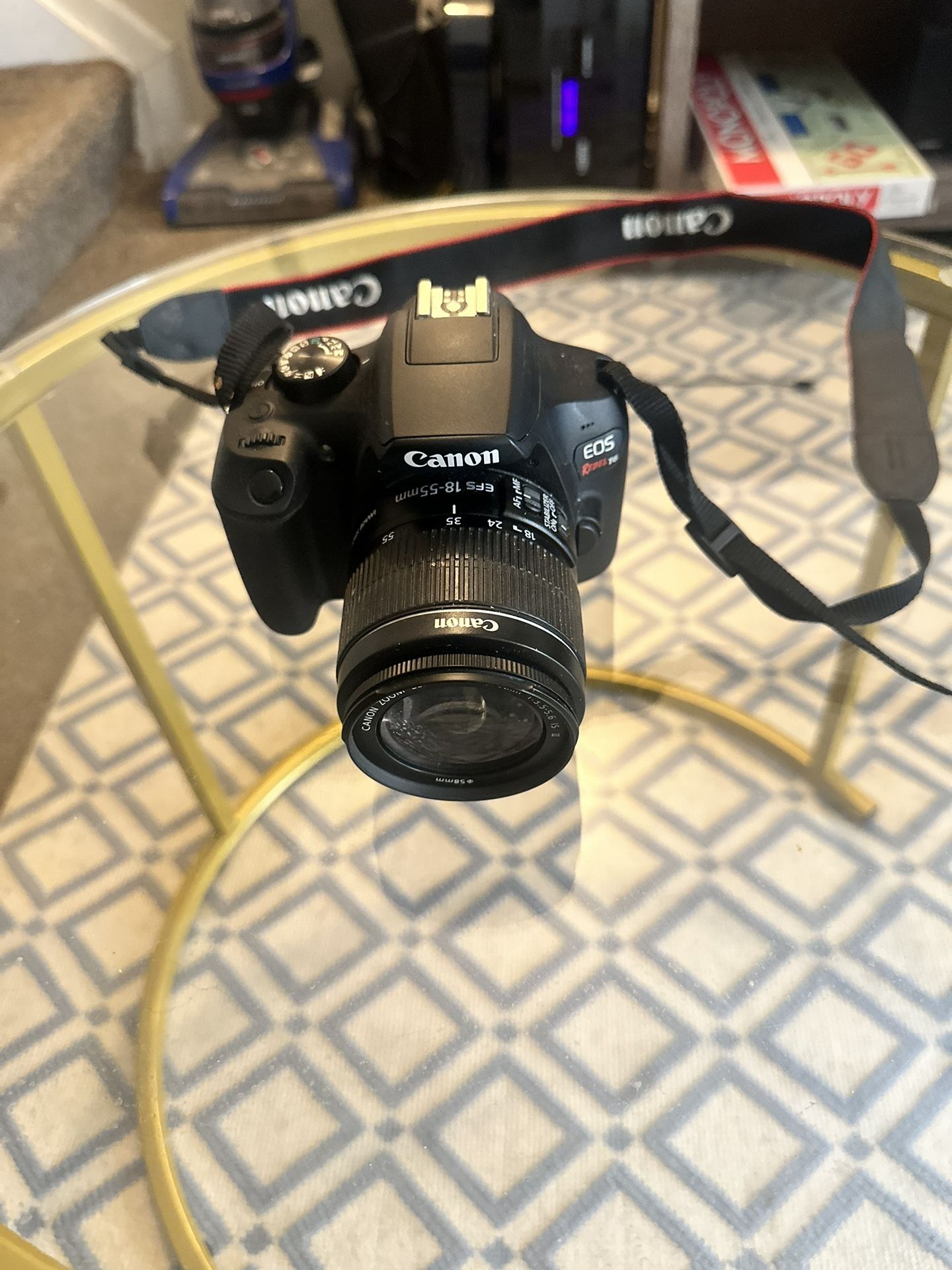 Canon EOS Rebel T6 $200