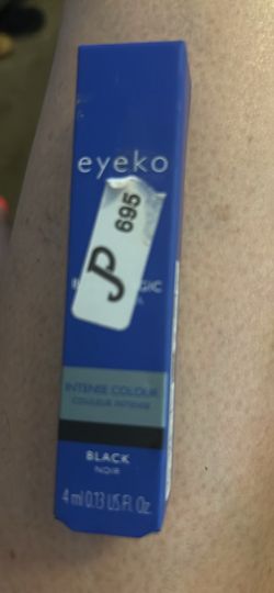 Black mascara