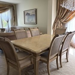 Wooden Table w/6 Chairs