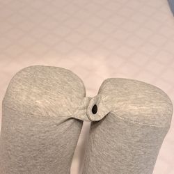 Dotdot Neck Pillow Gray New