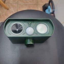 Animal Repeller_NEW_$5