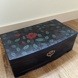 Misty Rose Jewelry Box With Lock And Key