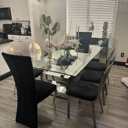 LUXURY 10- Piece Glass Mirror Dinning Room Set Excellent Condition! .