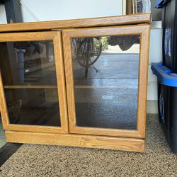 Oak/glass Cabinet 