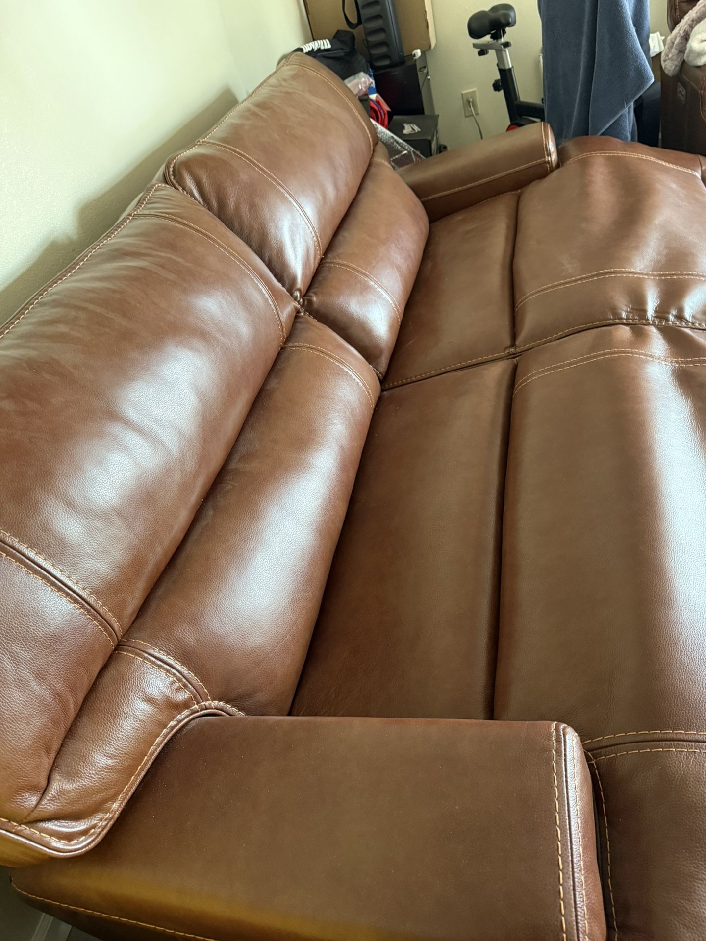 Leather Recliners Couches 