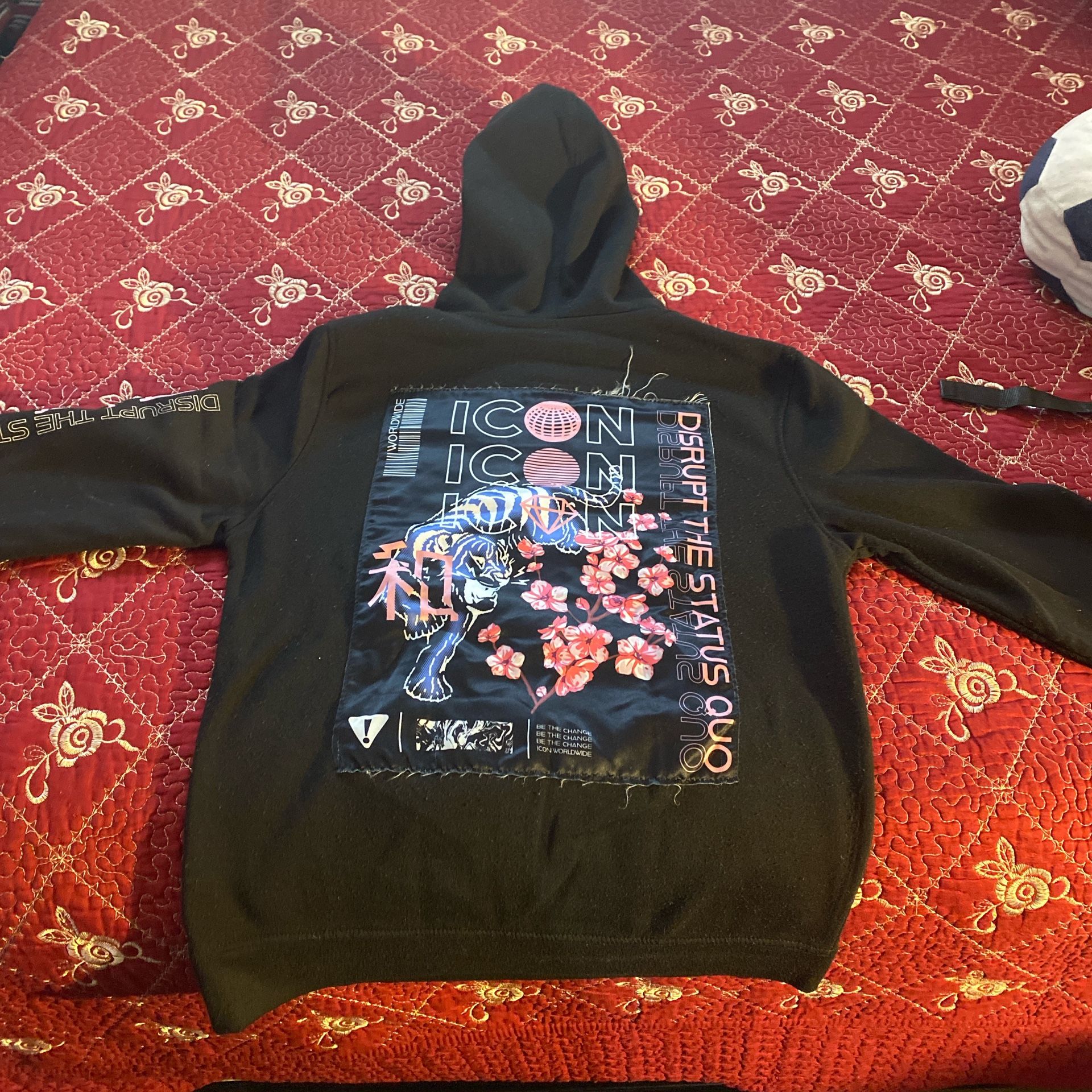 icon status black and pink hoodie