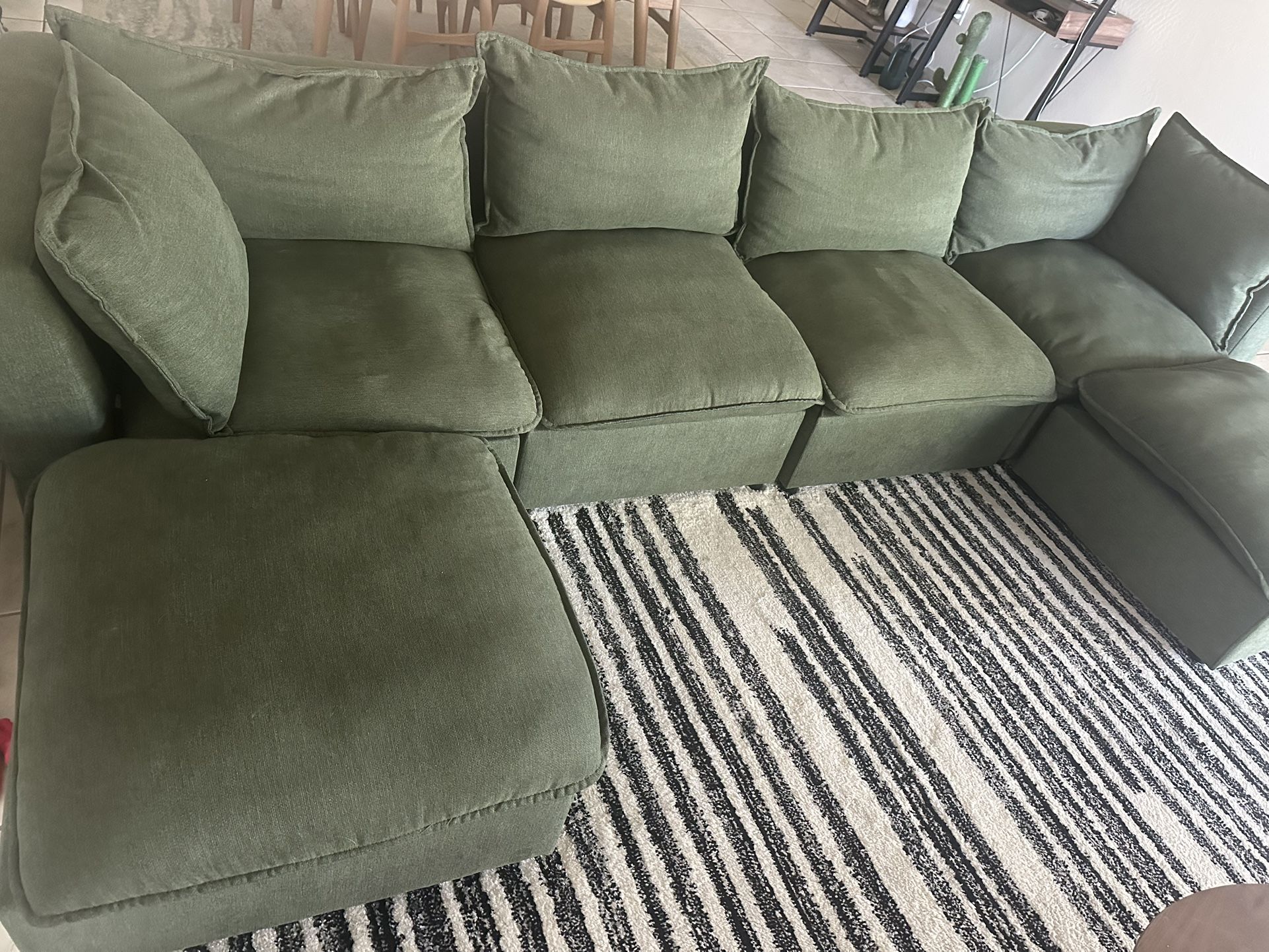6 Piece Sectional Couch