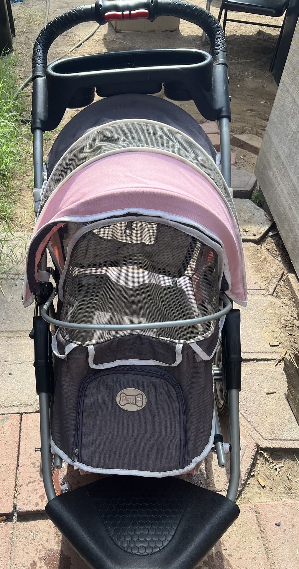 Dog stroller