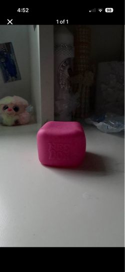 Neo Doh Stress Relief Cube Toy