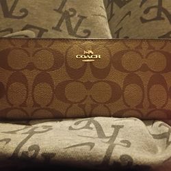 Brown And Gold Coach New York Wallet 