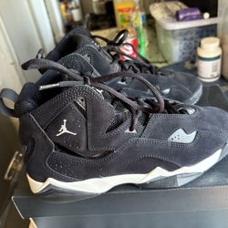 Jordan True Flights