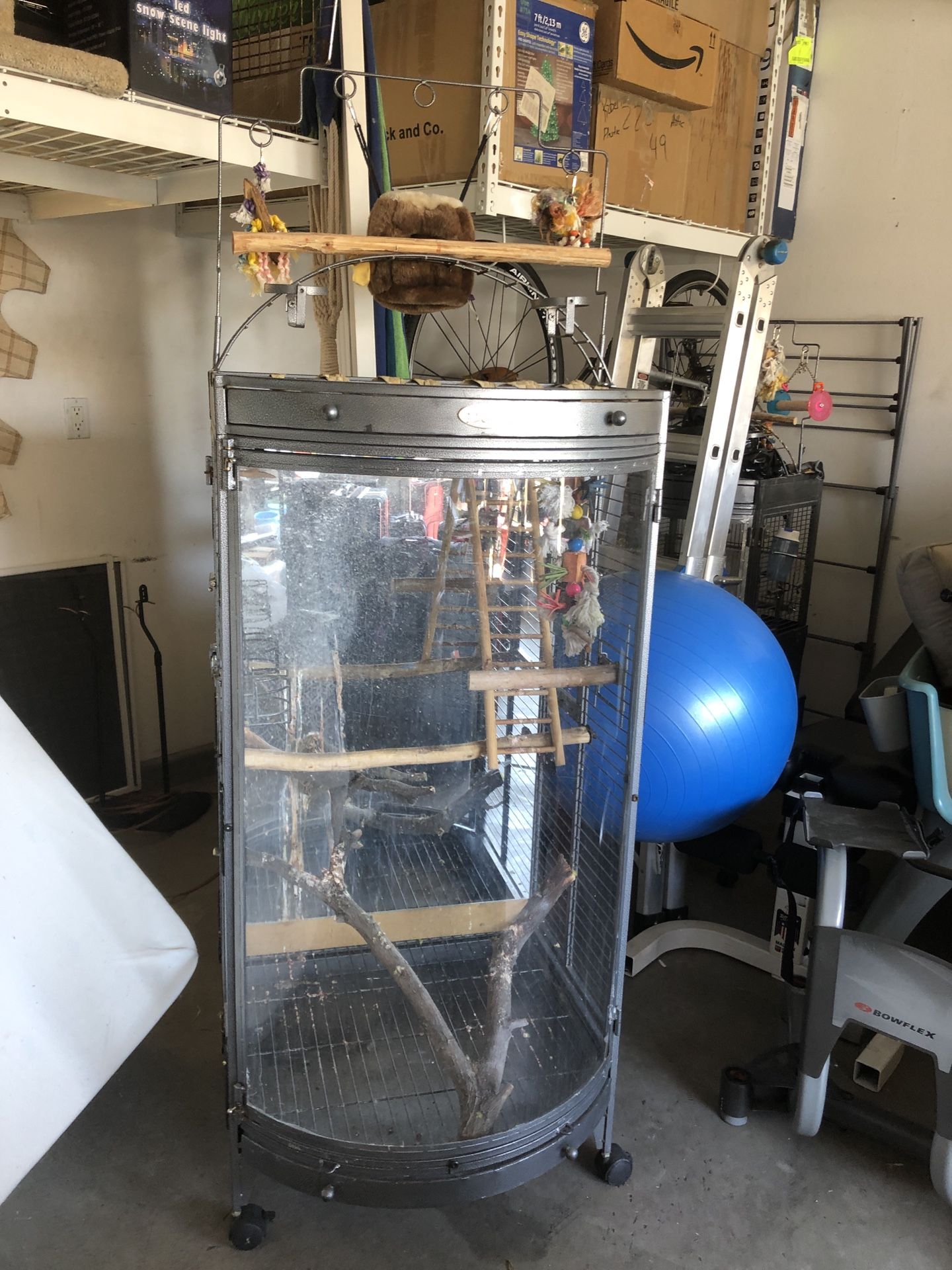 Kaytee EZ Care Bird (Parrot) cage huge for Sale in Palmer, AK OfferUp