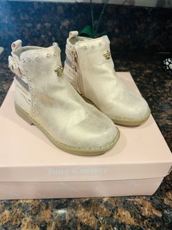 Juicy toddler booties