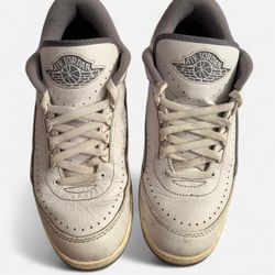 Nike Air Jordan two retro low