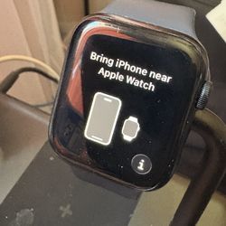Apple Watch SE 