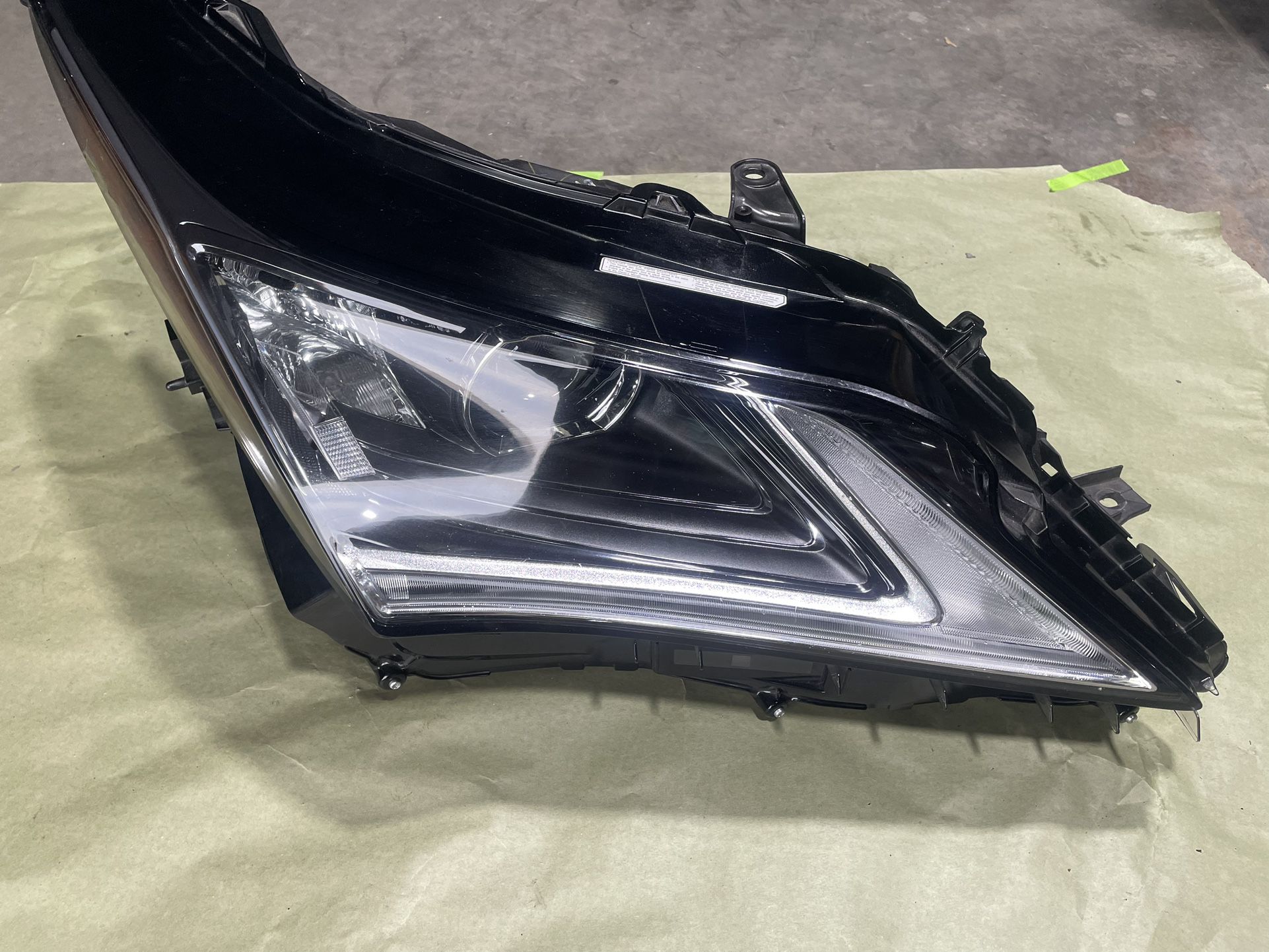 2016-2019 Lexus RX350 Headlight