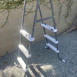 Intex Pool Ladder