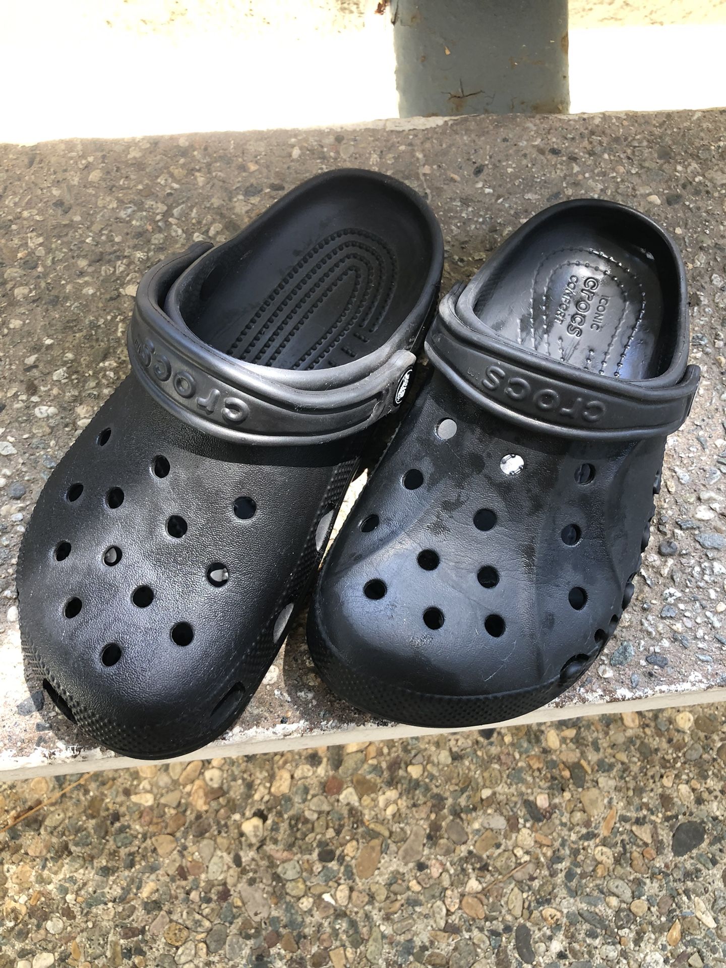 CROCS - Like New Size 3
