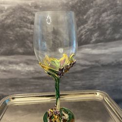 Elegant Wine Glasses 