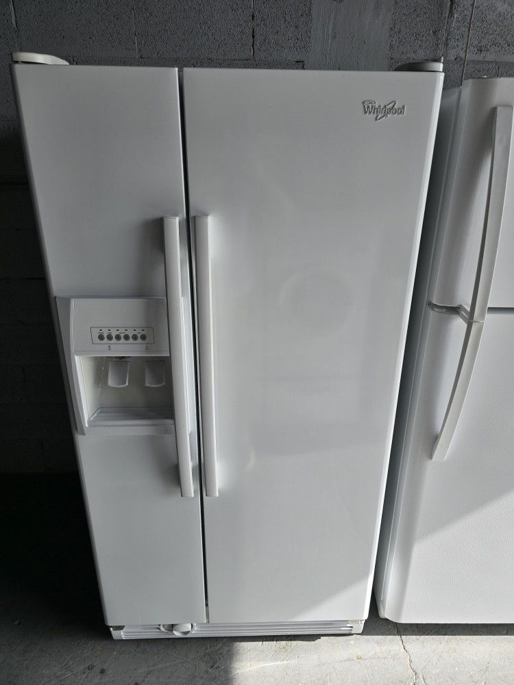 Refrigerator Whirlpool W-33 