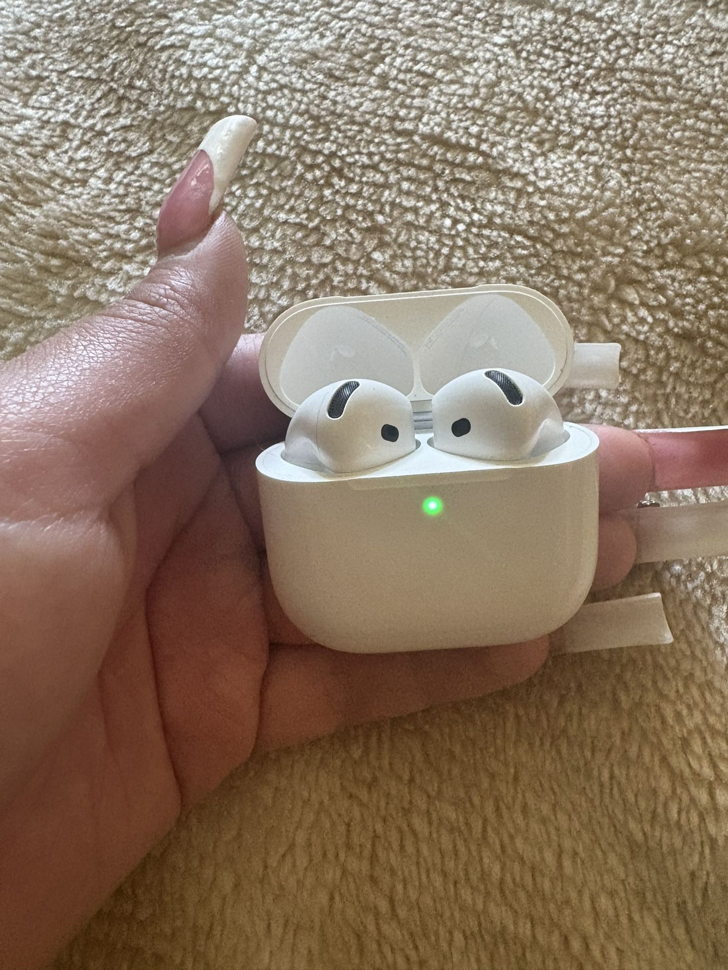 Apple Airpods 4
