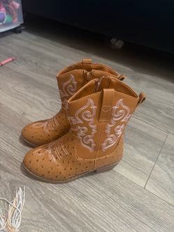 Girls shoes