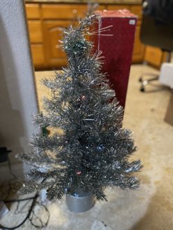 Christmas Holidays Table Top 32” Fiber Optic Christmas Tree