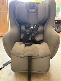 Nuna Rava convertible car seat