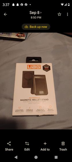 Men's magnetic wallet